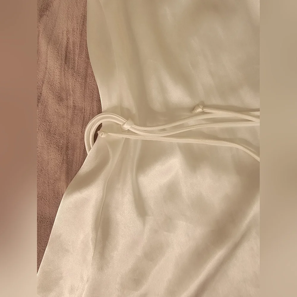 ✨ Luxury White Ivory Robe Size S - Picture 6 of 9